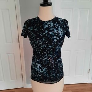 Lululemon into the Sun workout tee